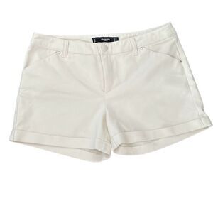 EUC! MANGO Cream/Off-White Short Cuffed Shorts - Size 6